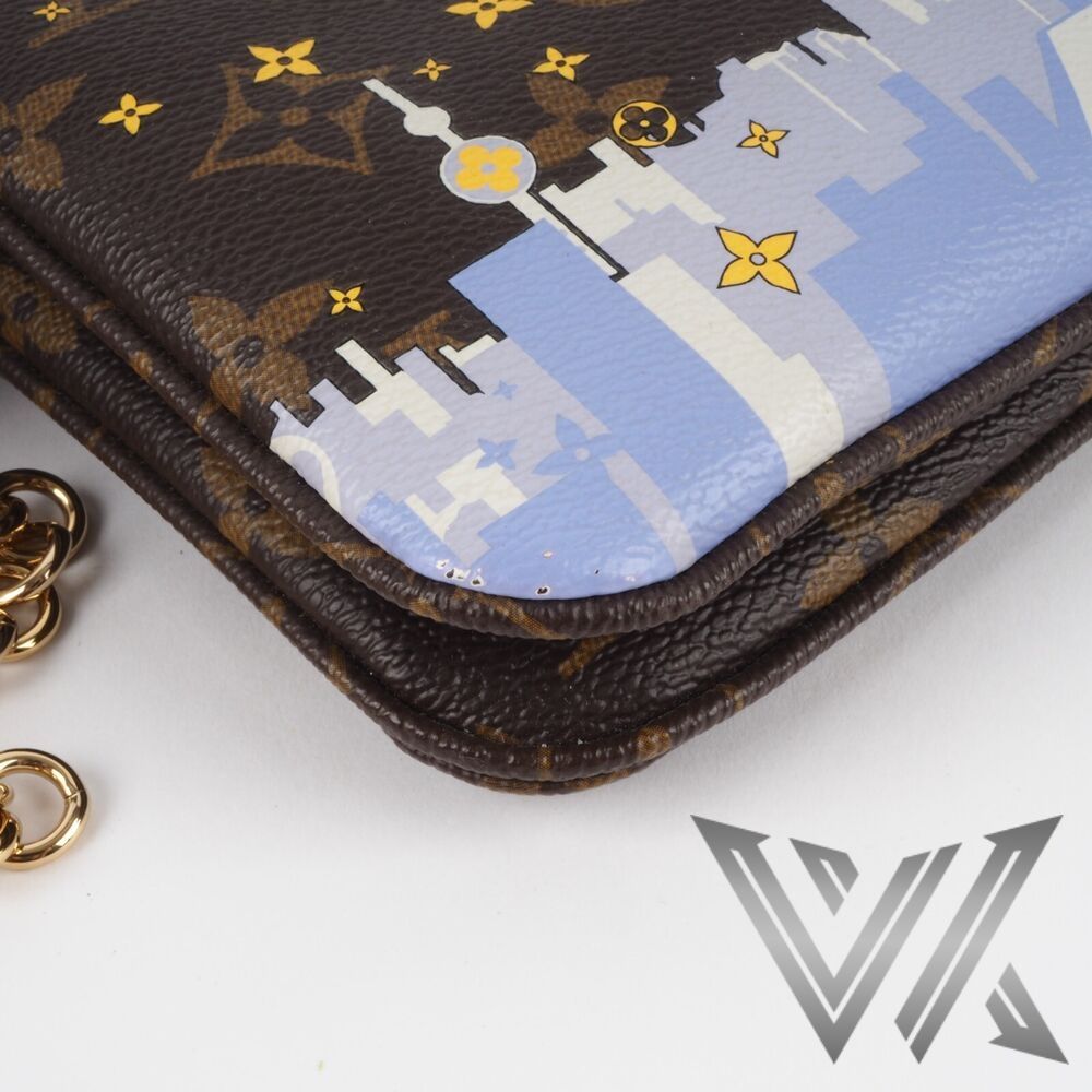 Double Zip Pochette Limited Vivienne in Shanghai