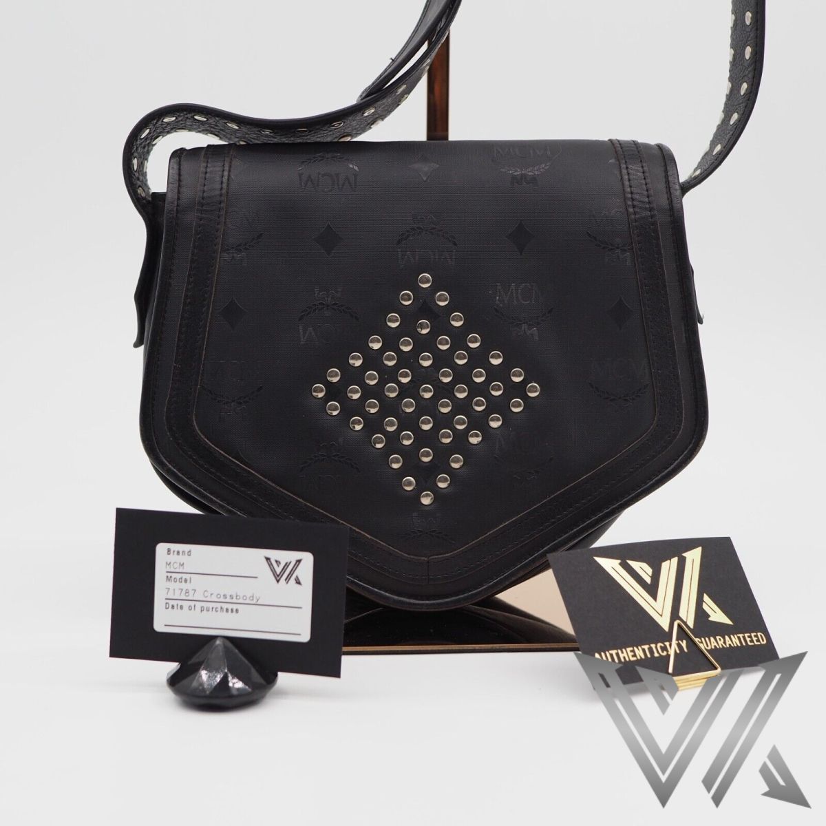 Visetos Crossbody