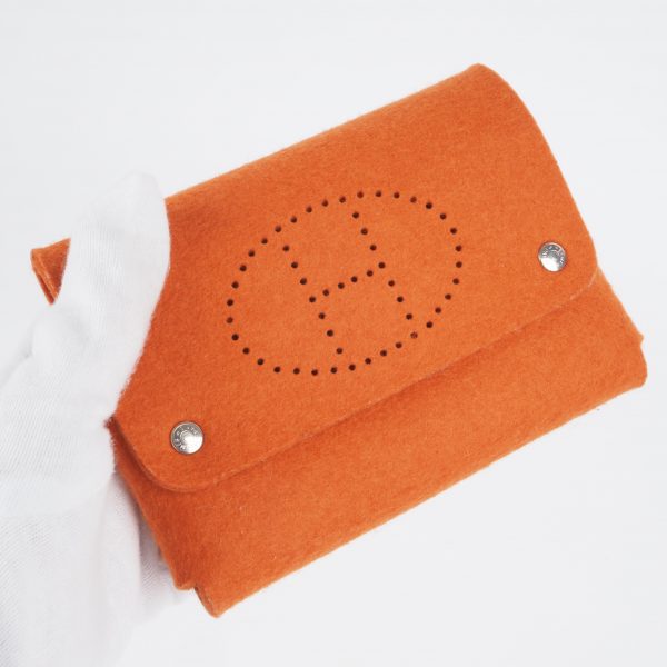 Evelyne Flap Pouch Filz – Bild 2