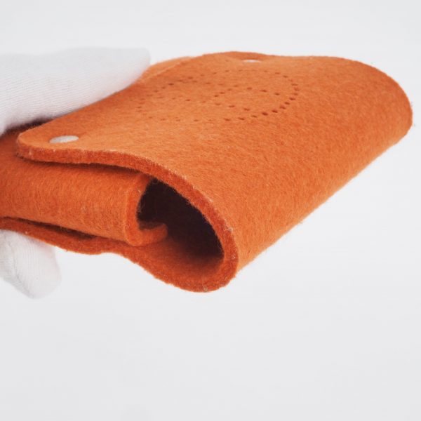 Evelyne Flap Pouch Filz – Bild 7