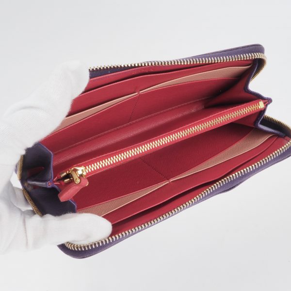 1M0506 Große Geldbörse aus Saffiano Leder - Image 14