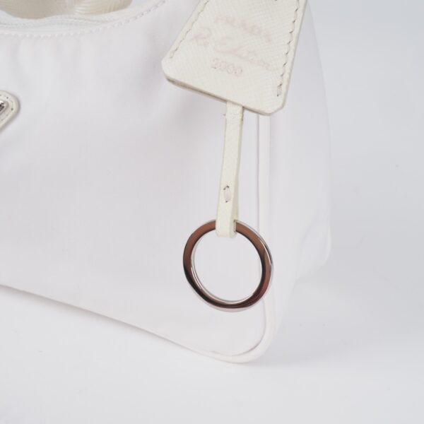 PRADA Re-Edition 2000 – Bild 11