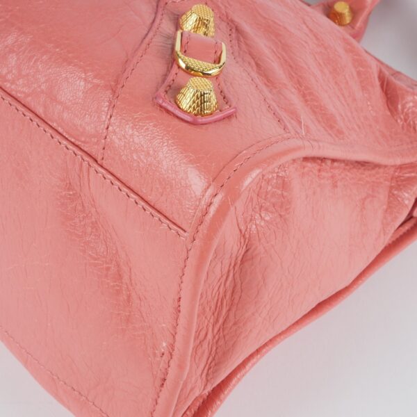 Le City Medium Lambskin Rose / Gold – Bild 8