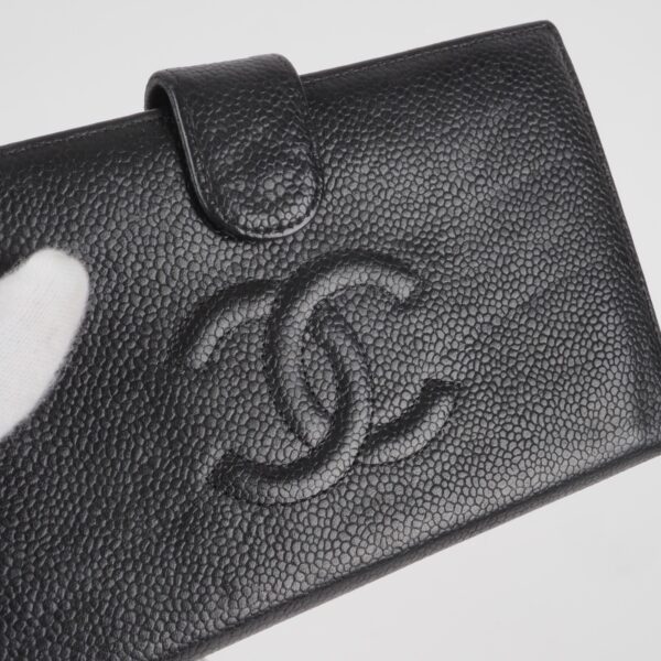 Coco Mark Caviar Long Wallet – Bild 9