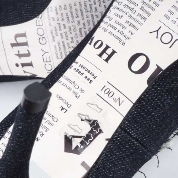 Newspaper / Jeans - Image 11