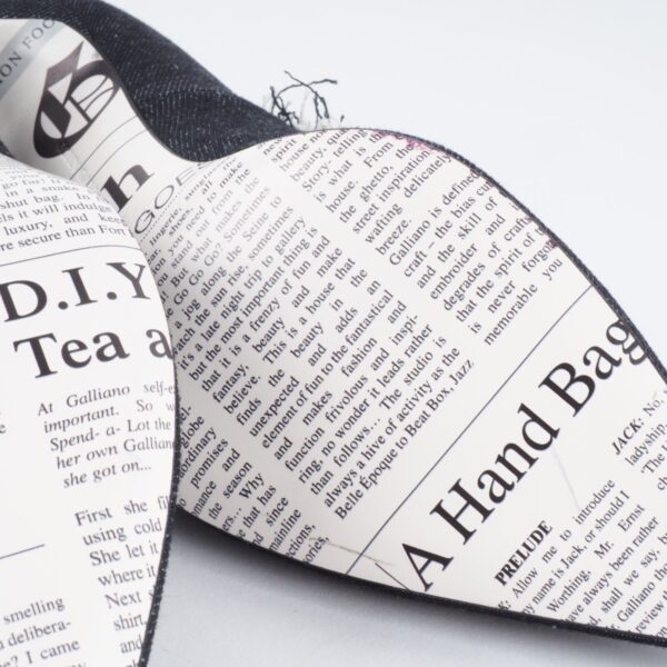 Newspaper / Jeans - Image 9