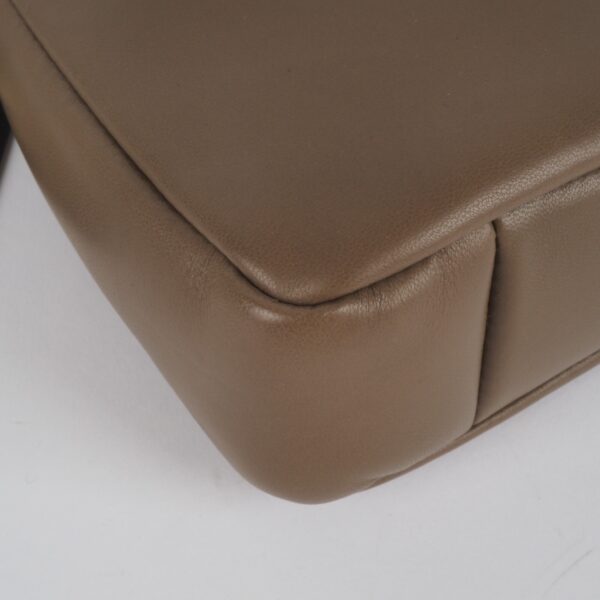 5 À 7 Puffer Brown Hobo - Image 8