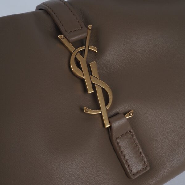 5 À 7 Puffer Brown Hobo - Image 10