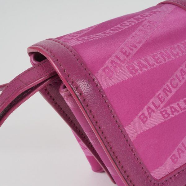 Shift Crossbody Fuchsia - Image 14