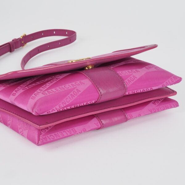 Shift Crossbody Fuchsia - Image 7