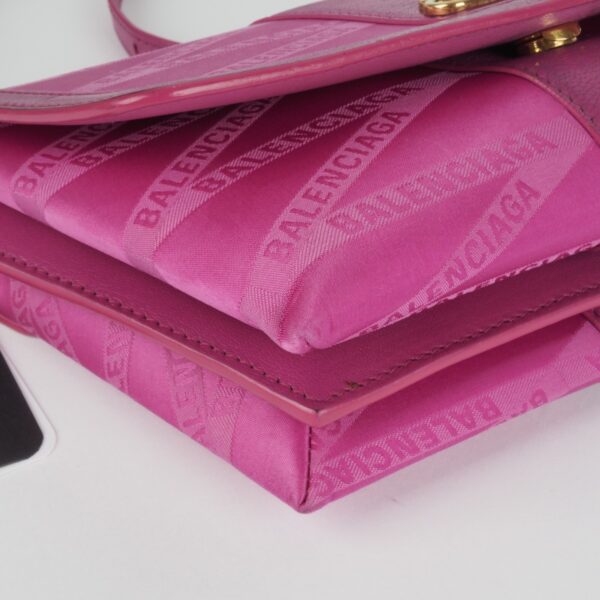 Shift Crossbody Fuchsia - Image 8