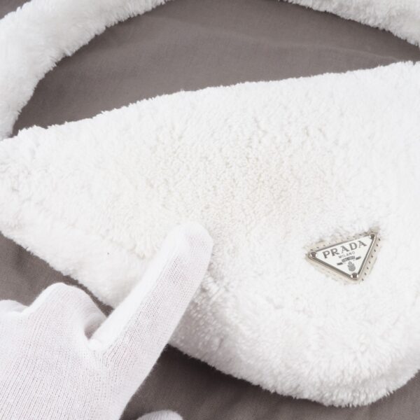 PRADA 1NE043 Bianco Triangle Pile Logo Luxus Designer Schultertasche OP: 1800€ – Bild 7