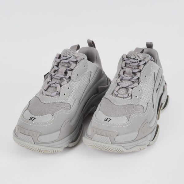Triple S Gray – Bild 3